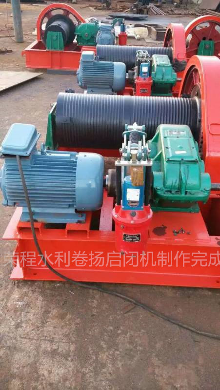 ��P���]�C